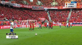 1698572357840064762.gif 4红.gif