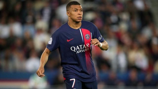 官网入口-名宿:姆巴佩在巴黎浪费黄金年华 赶紧转会吧