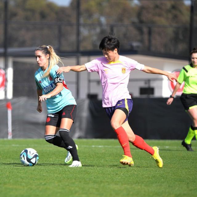 英雄联盟赛事官网首页-中国女足模拟海地热身赛：吴澄舒2球 战平哥伦比亚