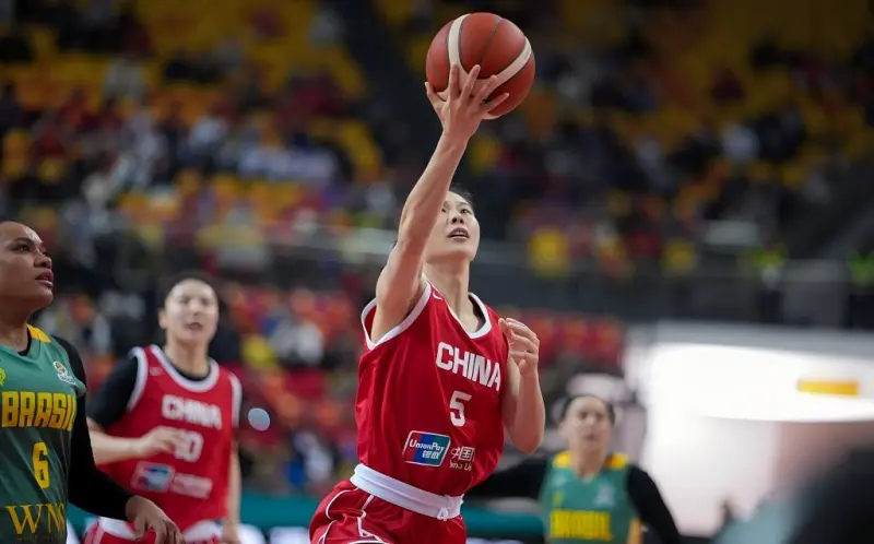 官网入口-半场：中国女篮39-26巴西女篮，王思雨13分&amp;amp;刘禹彤10分5板